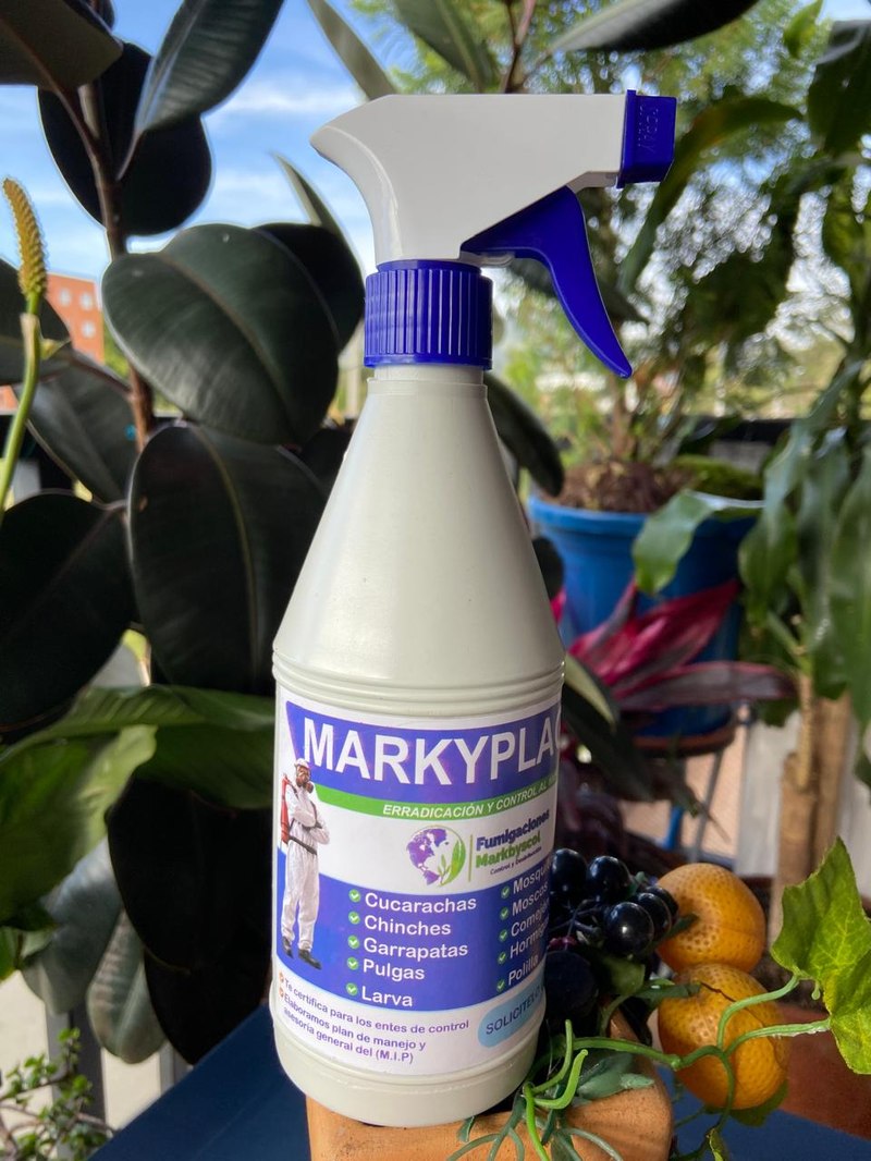 Etiqueta del spray Markyplagas con el listado de plagas que controla